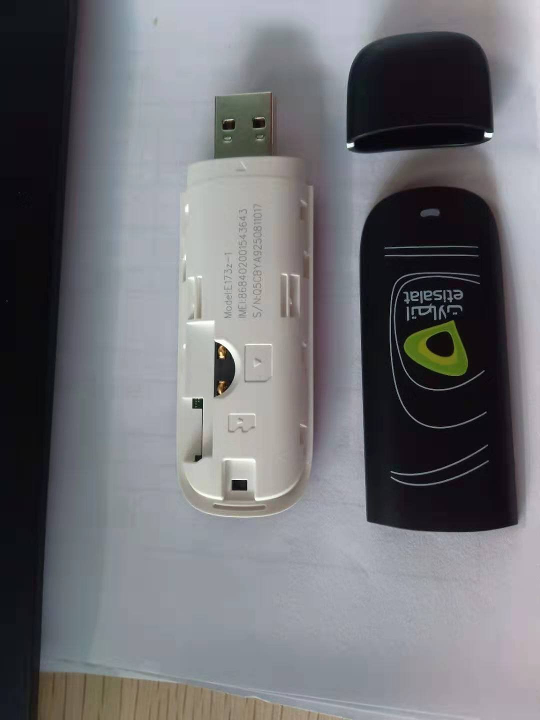 E173 Locked 3g Mini Hotspot Portable wifi dongle Sim card Modem USB Wifi Router